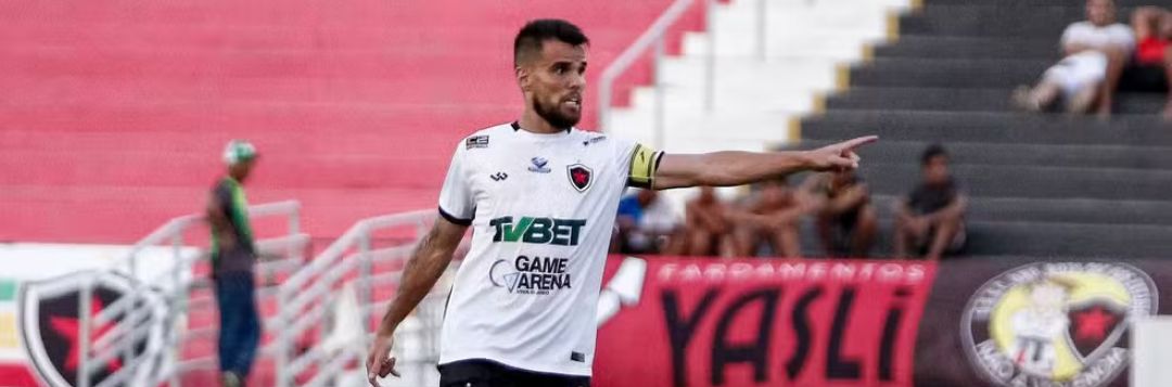 imagem da materia: Rodrigo, volante ex Botafogo-PB, vai defender o Ituano