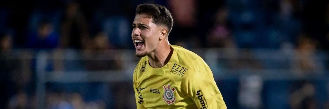 imagem da materia: Felipe Longo renova com o Timão