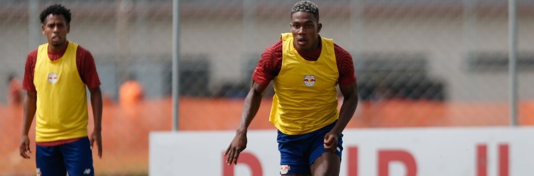 imagem da materia: Mosquera retorna aos treinos do Bragantino