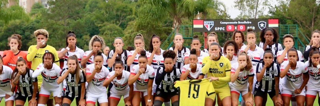 imagem da materia: São Paulo e Botafogo protestam no Brasileirão Feminino