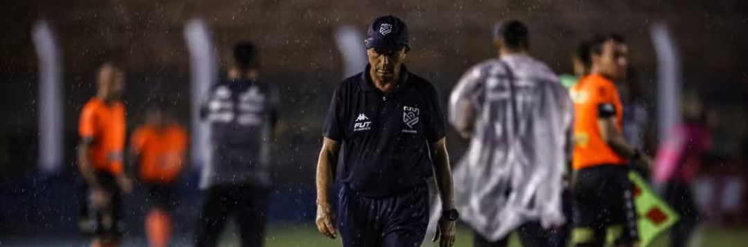 imagem da materia: Após vantagem conquistada no primeiro jogo, Luiz Carlos Martins afirma: “Jogar para vencer”