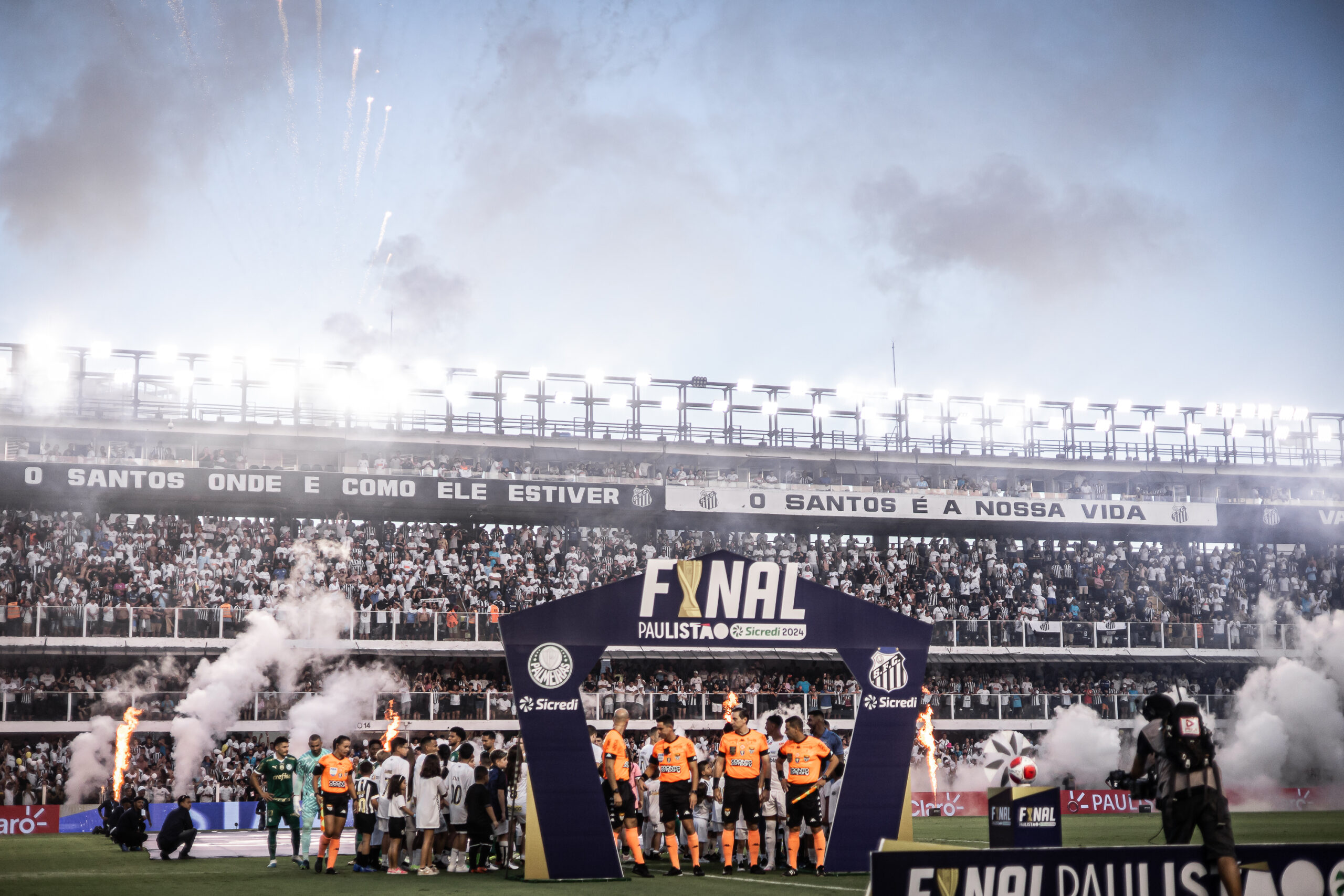 imagem da materia: Carille discorre sobre segundo jogo e elogia o garoto Chermont