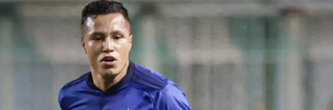 imagem da materia: São Paulo negocia com Cruzeiro lateral esquerdo Marlon em troca de Nikão e Juan