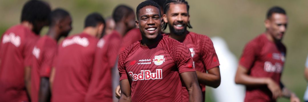 imagem da materia: Mosquera sente e está fora da estreia do Braga na Sul-Americana
