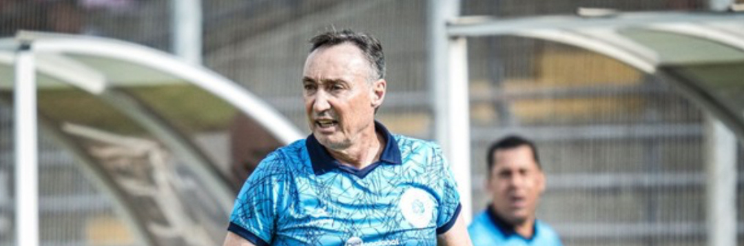 imagem da materia: São Bento rescinde contrato de treinador junto com 26 aletas