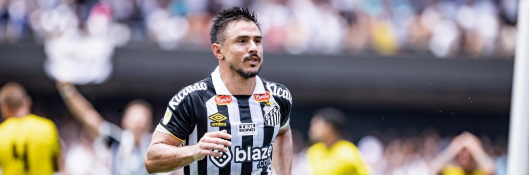 imagem da materia: William Bigode ressalta poder do Santos na Série B