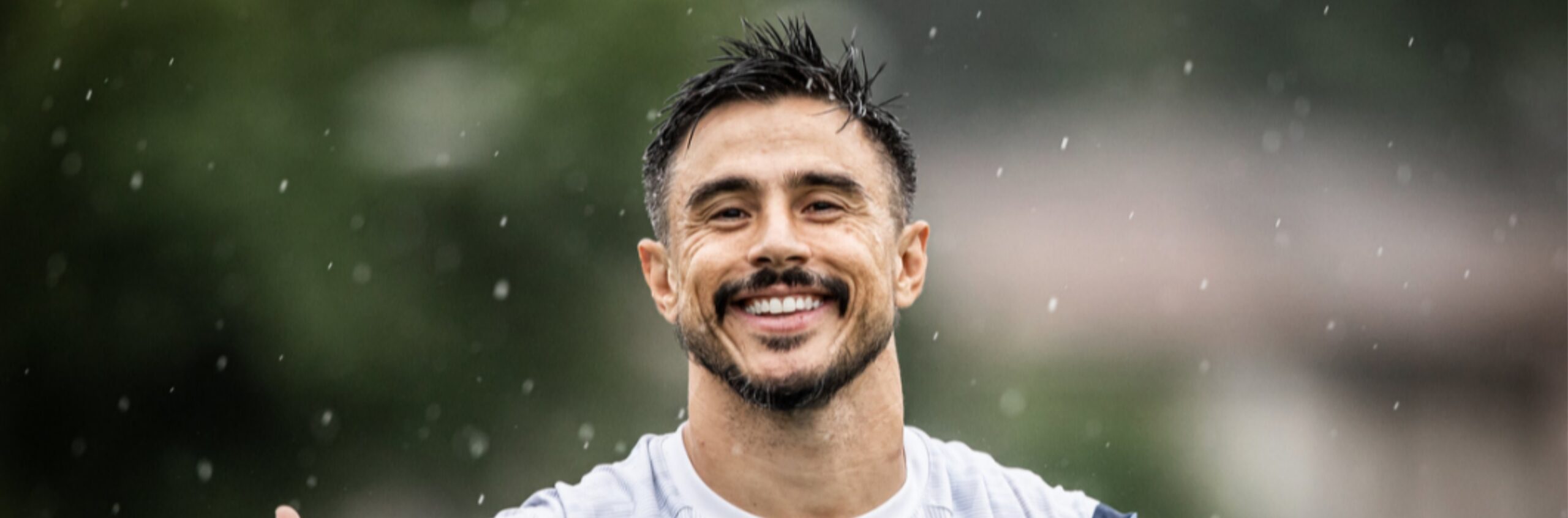 imagem da materia: Após lesão, Willian volta a ser relacionado no Santos