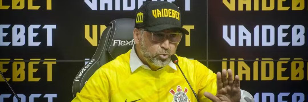 imagem da materia: Patrocinadora máster pode rescindir contrato com o Timão