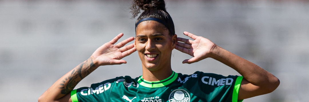 Amanda Gutierres, do Palmeiras, se isola na artilharia do Brasileirão Feminino