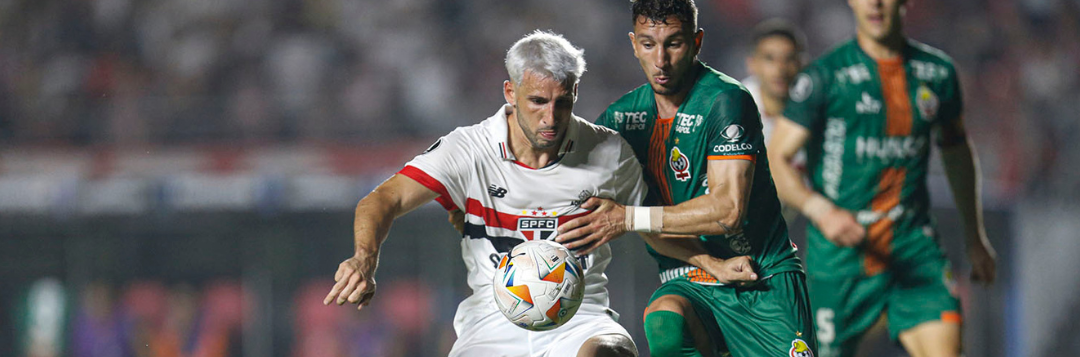 imagem da materia: São Paulo busca seguir aproveitamento positivo jogando no Chile