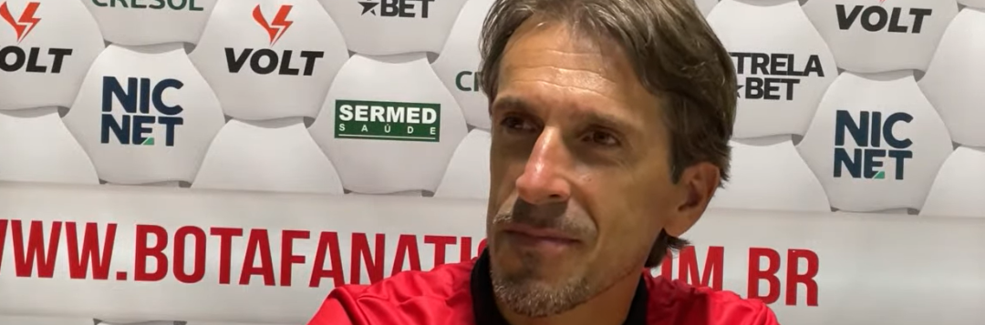 imagem da materia: Paulo Gomes fala sobre falta de efetividade do Botafogo