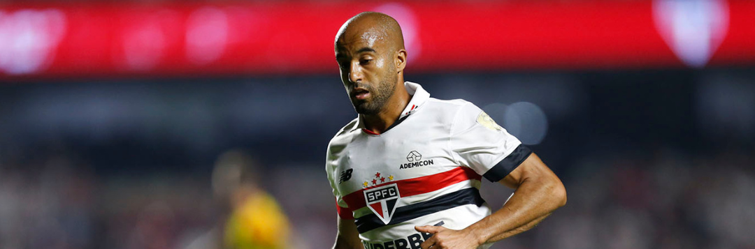 imagem da materia: Lucas Moura celebra retorno após lesão