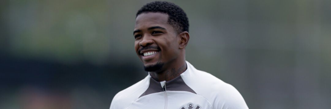 imagem da materia: Cacá ganha espaço no Corinthians