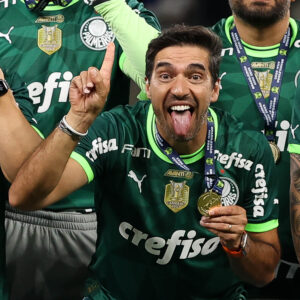 Abel se torna o treinador mais longevo na história do Verdão.