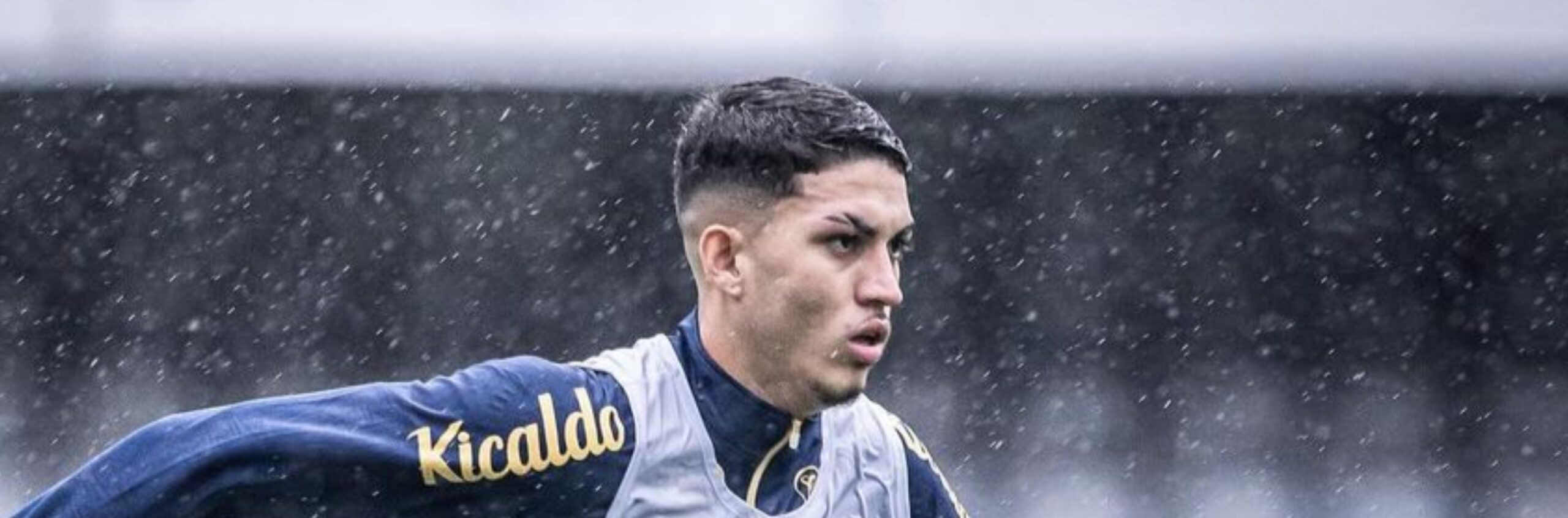 imagem da materia: Dupla da base pode ganhar chances no profissional do Santos