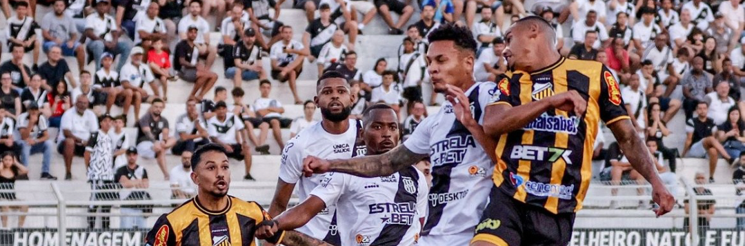 imagem da materia: Em duelo entre pai e filho, Ponte Preta vence Novorizontino