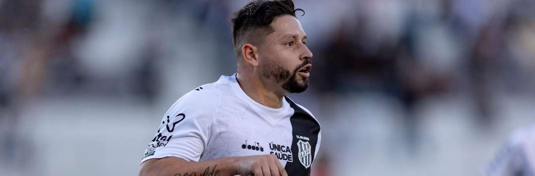 imagem da materia: Em estreia de Nelsinho, Ponte Preta vence CRB pela Série B