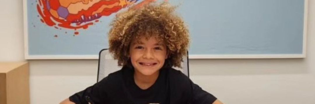 imagem da materia: Diretor afirma que Flora tem proposta vantajosa do Palmeiras