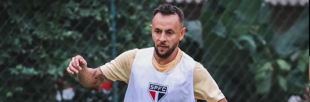 imagem da materia: Rafinha treina com o São Paulo e se aproxima do retorno