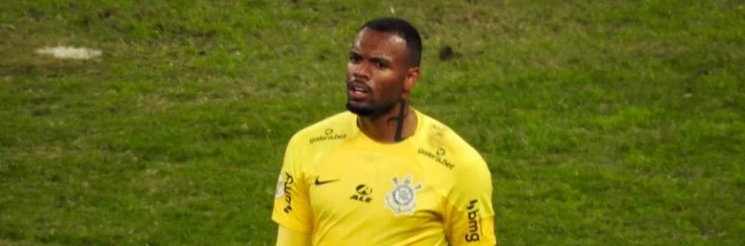 imagem da materia: Carlos Miguel não joga mais pelo Corinthians