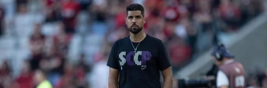 imagem da materia: António fala sobre mais uma semana conturbada no Corinthians