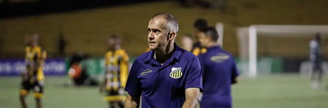 imagem da materia: Eduardo B. prega cautela após vitória: “G4 só em novembro