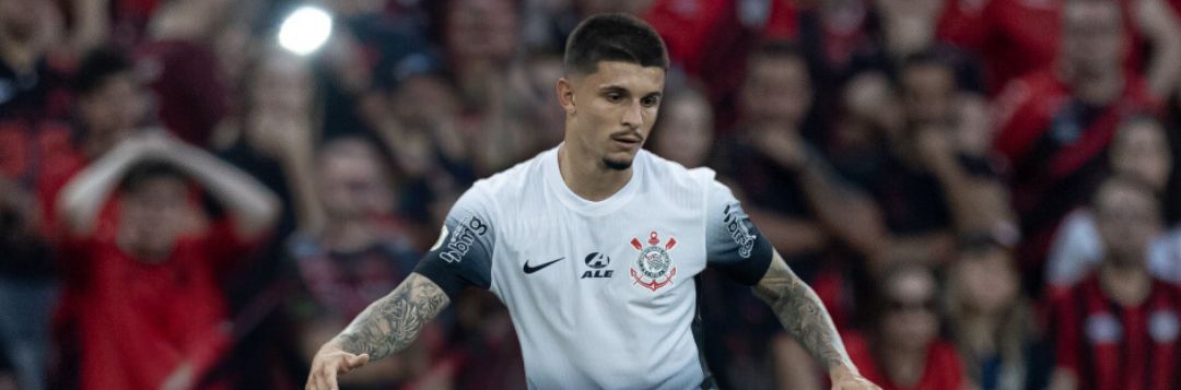 imagem da materia: Léo Maná pode ganhar sequência como titular do Corinthians