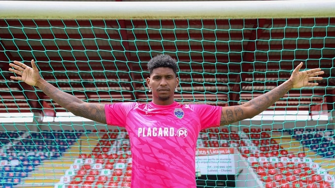 imagem da materia: Santos quer o goleiro Hugo Souza, do Flamengo