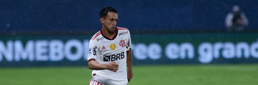 imagem da materia: Flamengo recusa proposta do Santos por meia-atacante