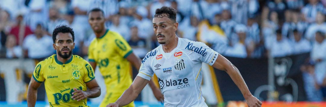 imagem da materia: Santos defende vantagem no histórico contra o Mirassol