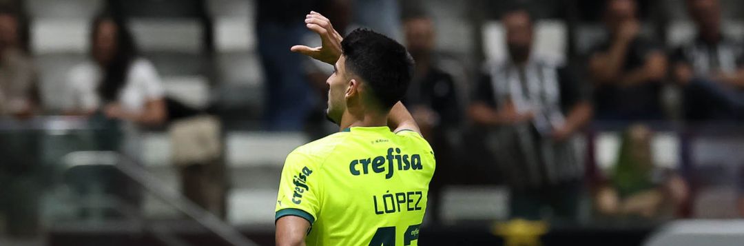 imagem da materia: Flaco volta a marcar após jejum de 10 jogos