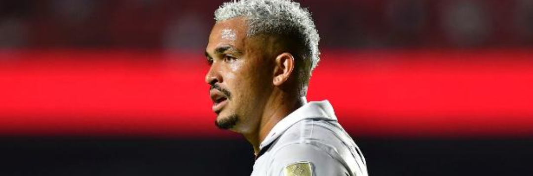 imagem da materia: Após vitória, Luciano desabafa sobre críticas da torcida