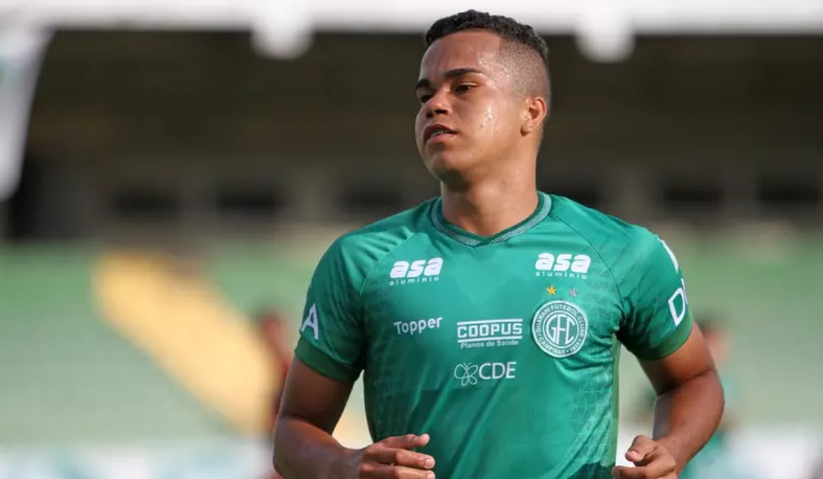 Eliel ainda pertence ao Guarani.