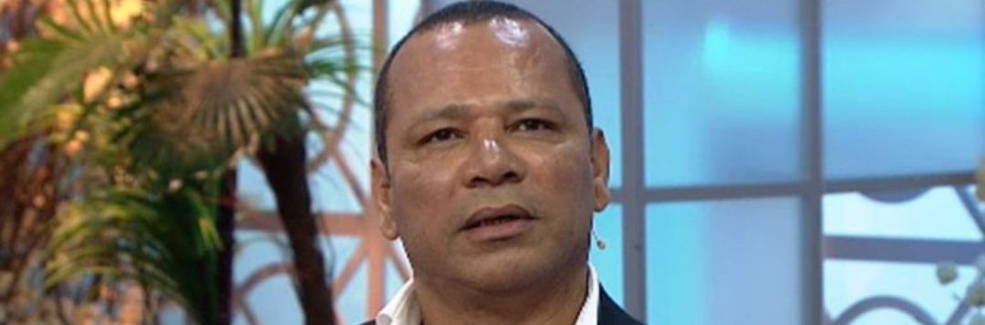 imagem da materia: Pai de Neymar visita CT Rei Pelé