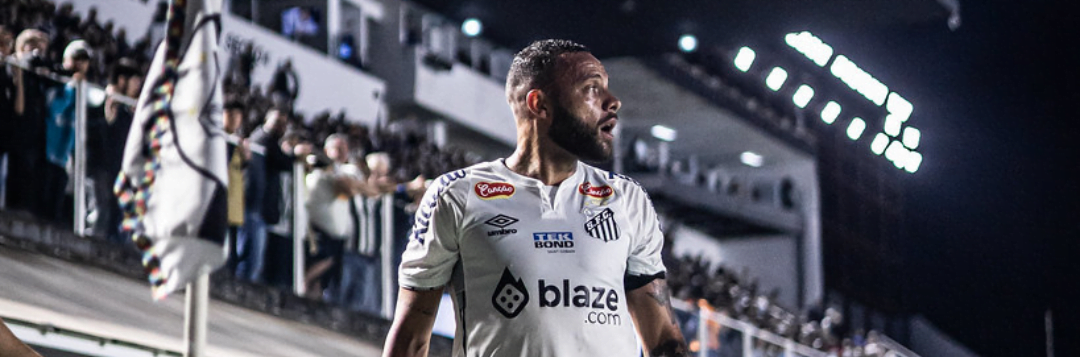 imagem da materia: Guilherme comemora retorno com gol na vitória do Santos