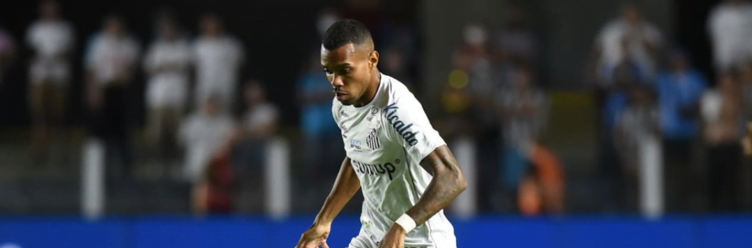 imagem da materia: Santos oficializa venda de Lucas Pires ao Burnley