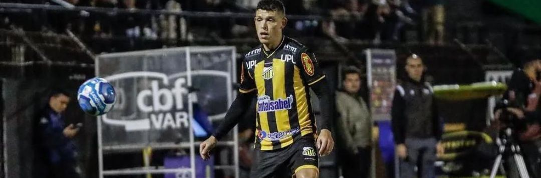 imagem da materia: Novorizontino supera mais uma expulsão na Série B