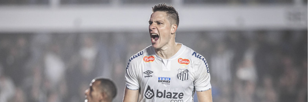 imagem da materia: Furch sobe na lista de artilheiros estrangeiros do Santos