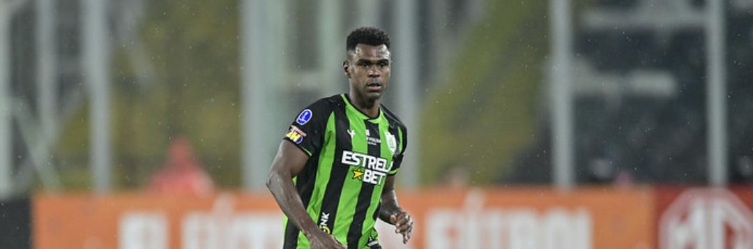 imagem da materia: Guarani negocia chegada de mais um zagueiro