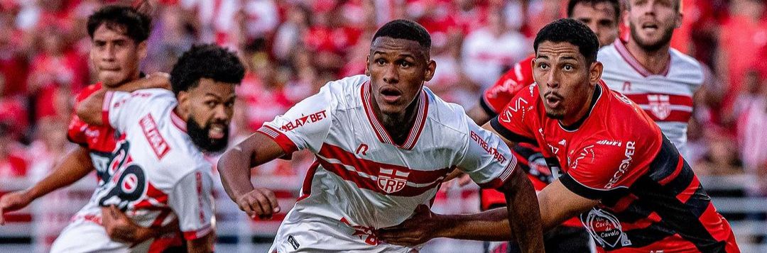 imagem da materia: Ituano sofre gol no fim e perde para o CRB na Série B