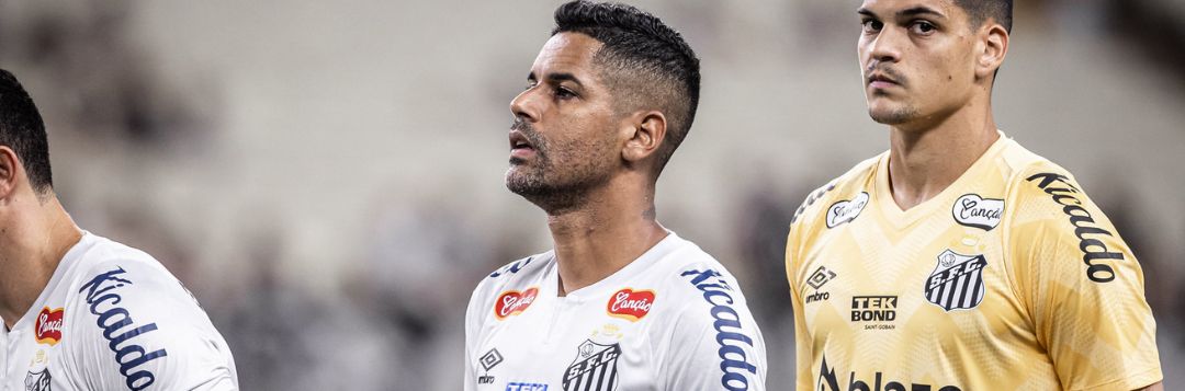 imagem da materia: Aderlan volta a ter sequência como titular do Santos
