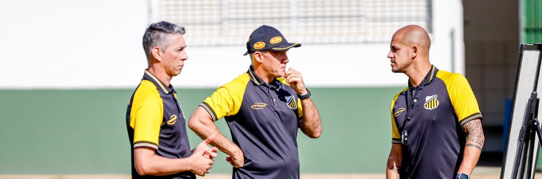 imagem da materia: Eduardo Baptista confia em G4 e projeta jogo contra o Avaí