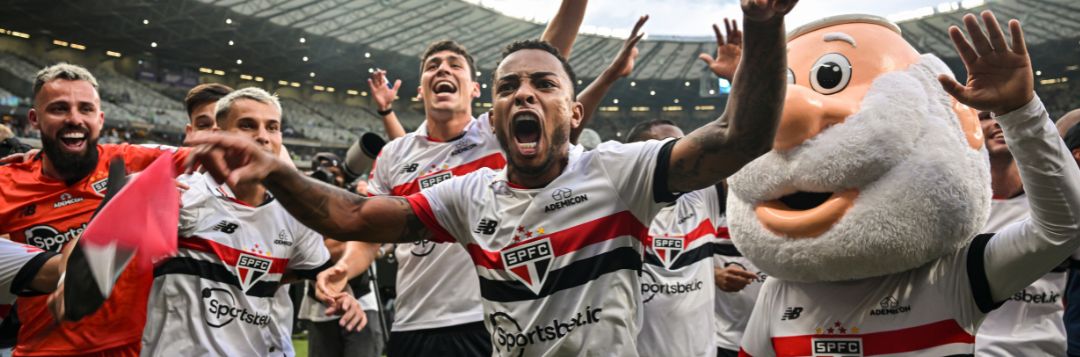 imagem da materia: Welington, do São Paulo, aceita proposta do Southampton