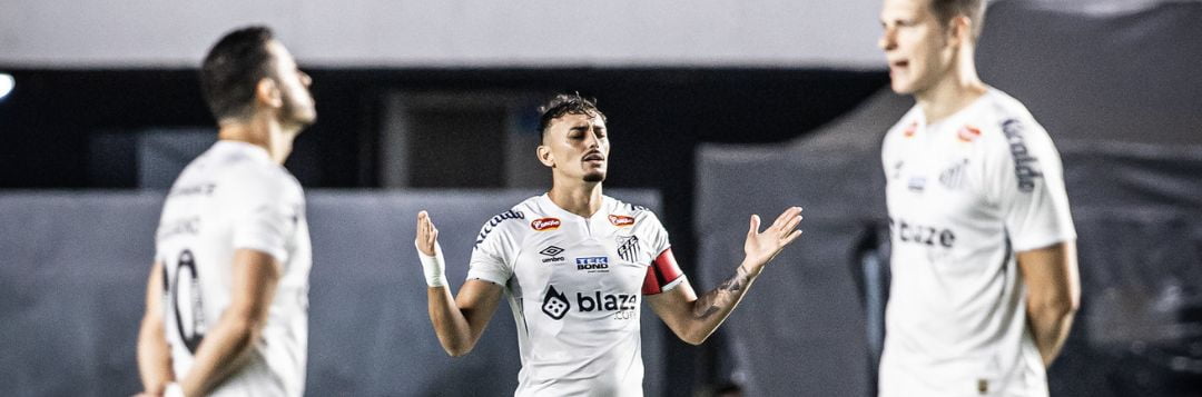 imagem da materia: Santos pode abrir vantagem na liderança da Série B