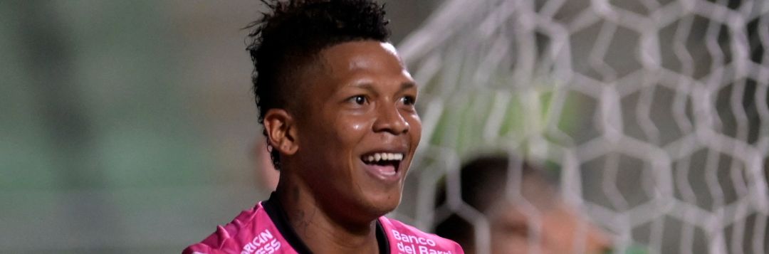 imagem da materia: Santos anuncia Billy Arce como reforço