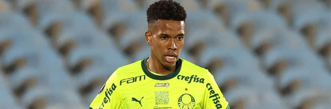 imagem da materia: Estêvão destaca confiança do grupo para buscar empate