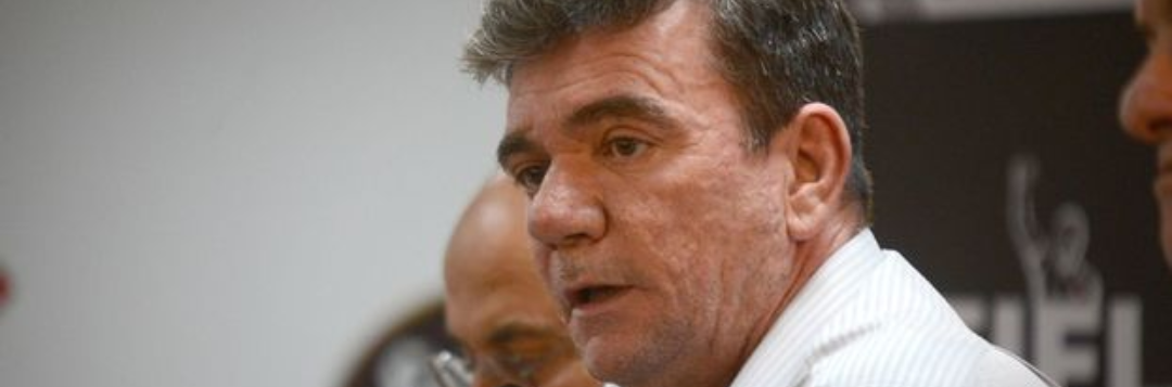 imagem da materia: Corinthians anuncia Hugo e Andrés diz: Filial do Flamengo?
