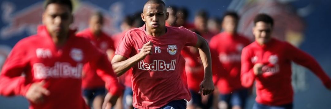 imagem da materia: Jhon Jhon fala sobre sua chegada ao Bragantino