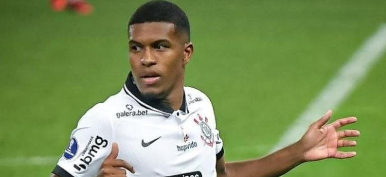 imagem da materia: Corinthians negocia Léo Natel para futebol do Chipre