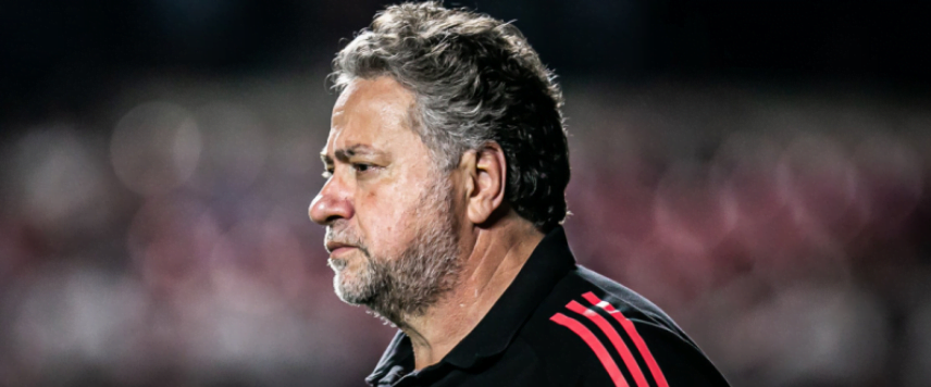 imagem da materia: São Paulo envia ofício à CBF após erros de arbitragem